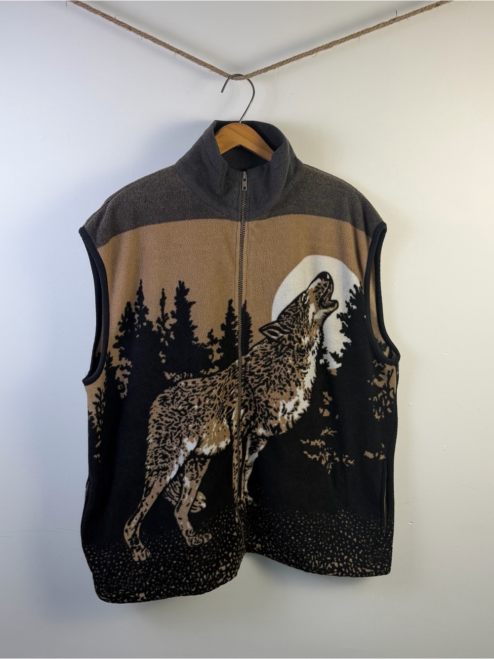 [Vintage] Wolf  Zip-Front Sweater Vest